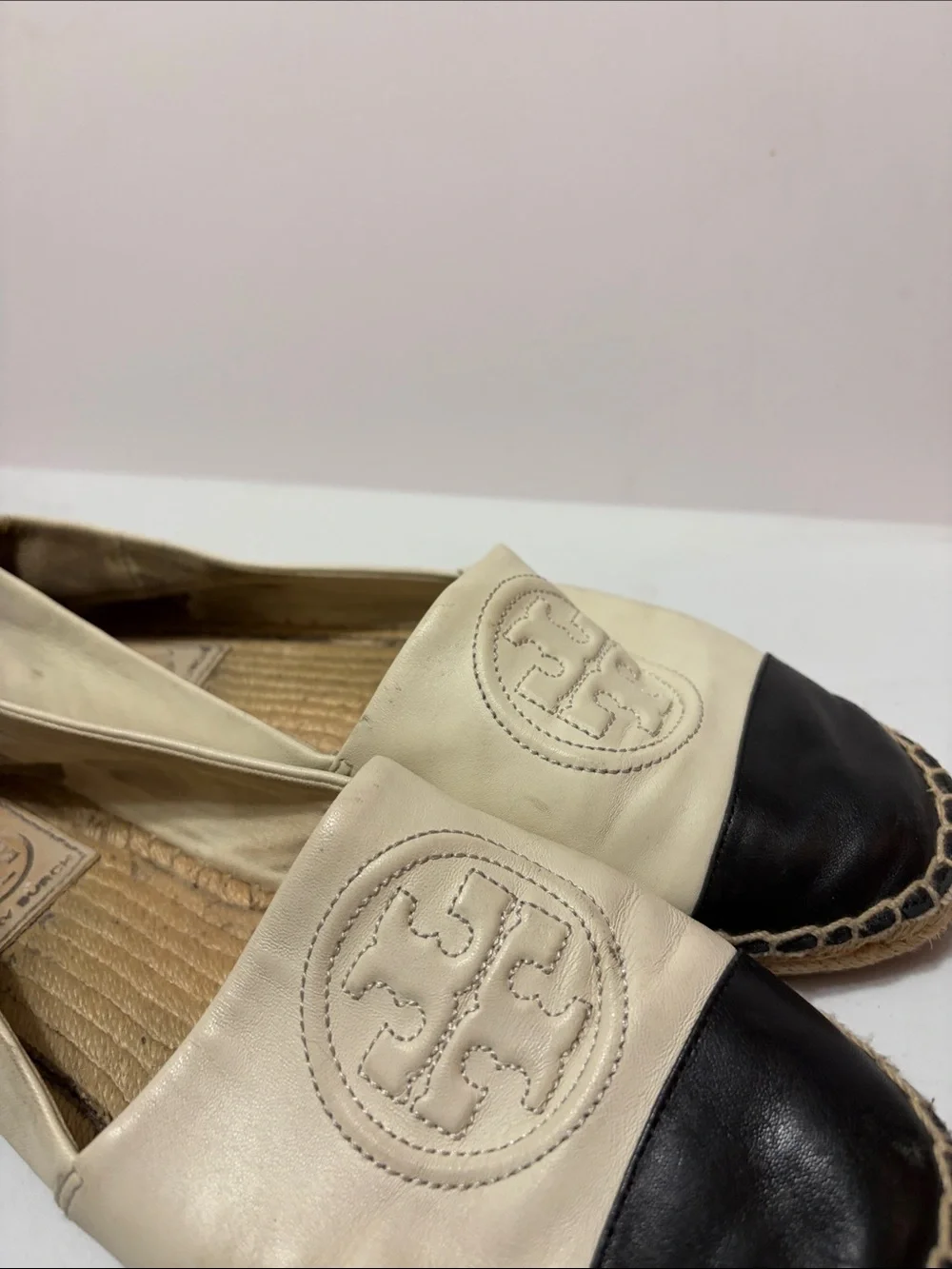 Tory Burch Cream Leather Espadrille with Black Cap Toe Sz 7.5  Women